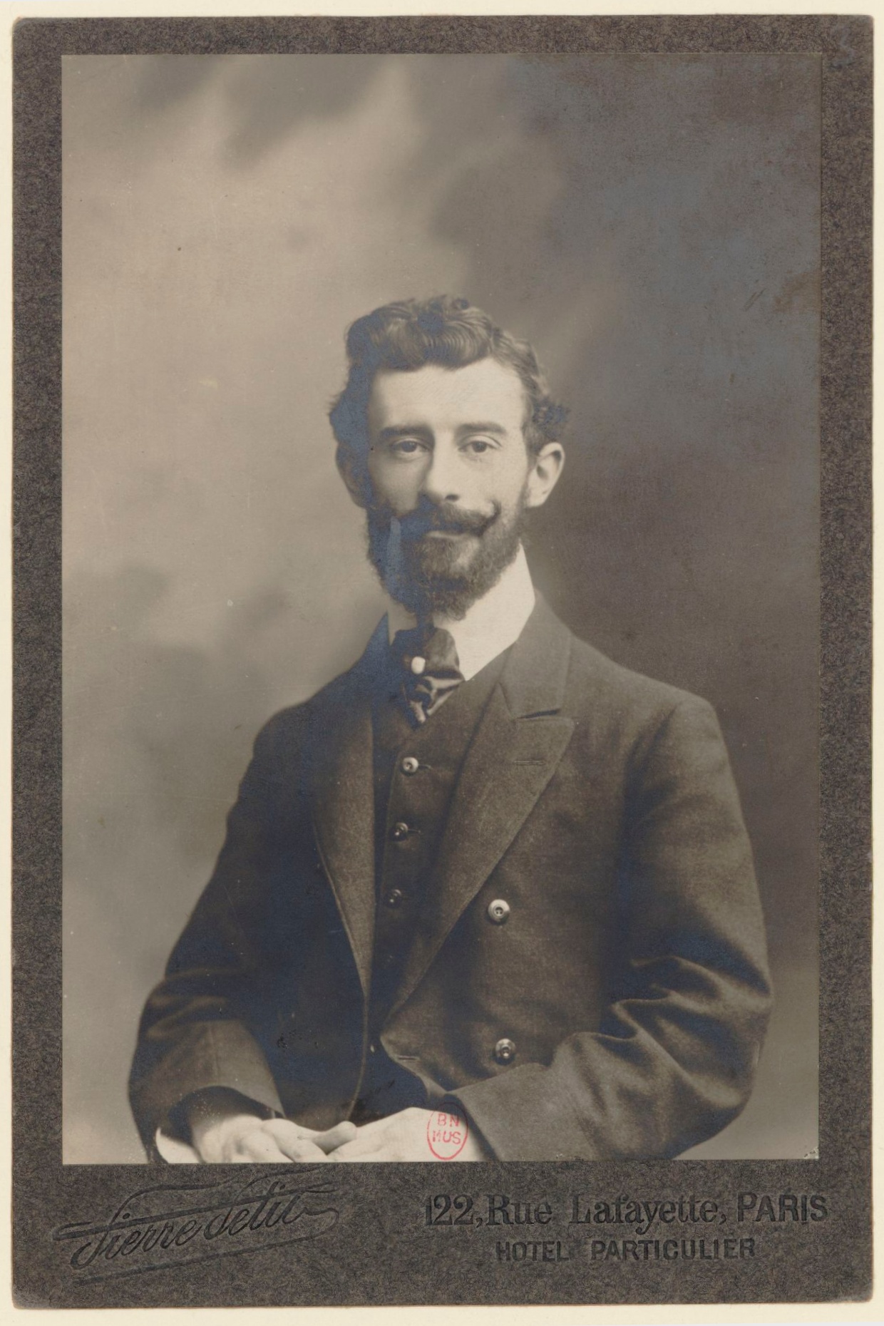 Maurice RAVEL en 1907, un portrait fait par Pierre PETIT, cliquer pour une vue agrandie et plus d'infos